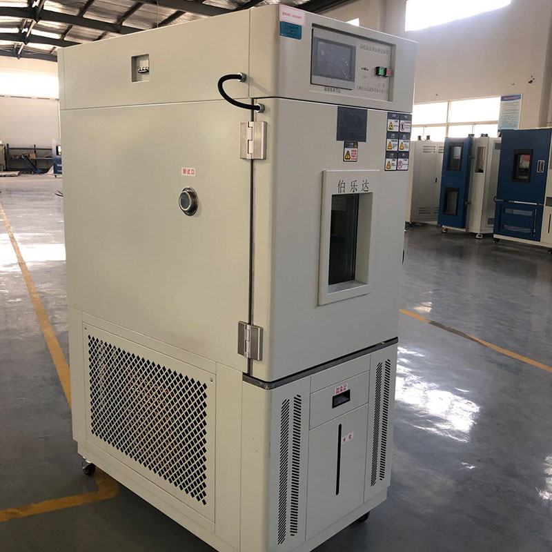 恒溫恒濕試驗(yàn)箱定期保養(yǎng)清潔很重要